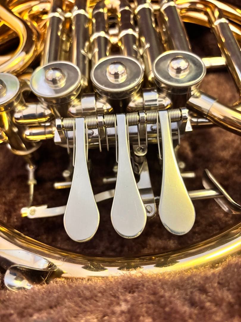 【美品】ヤマハ ホルン YHR-567GDB フルダブル ホルン ゴールドブラス