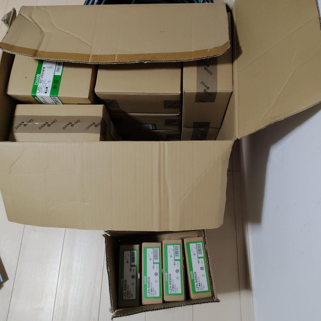 マメマメ LZD-93128AWN1 ダウンライトと電源ユニット各 12台