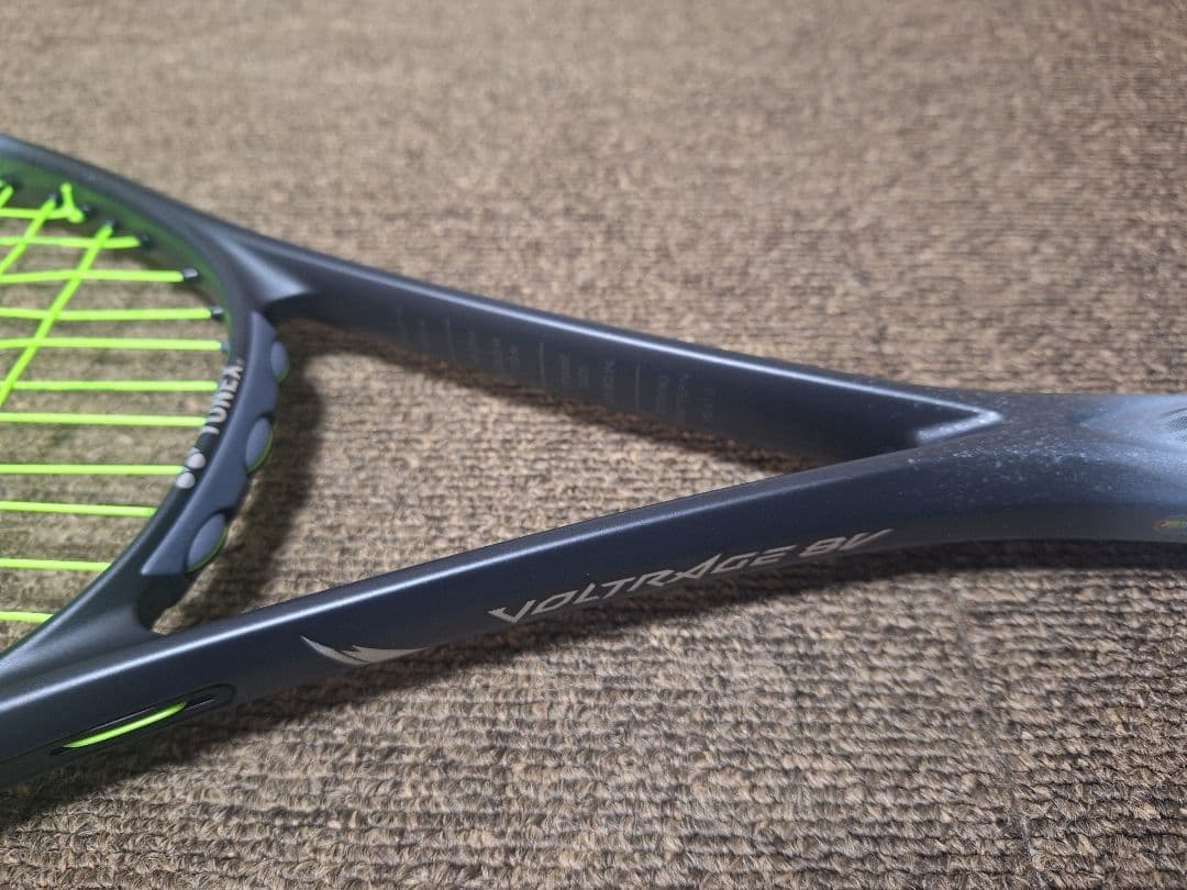 ソフトテニスラケット　ヨネックス　ボルトレイジ8V(カスタムフィット)