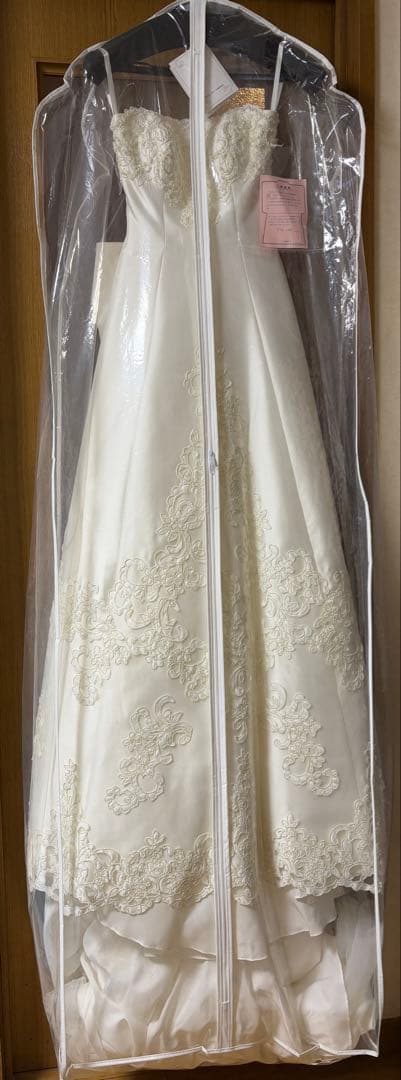 天　ホワイトウェディングドレス オフショルダー　MIL5058