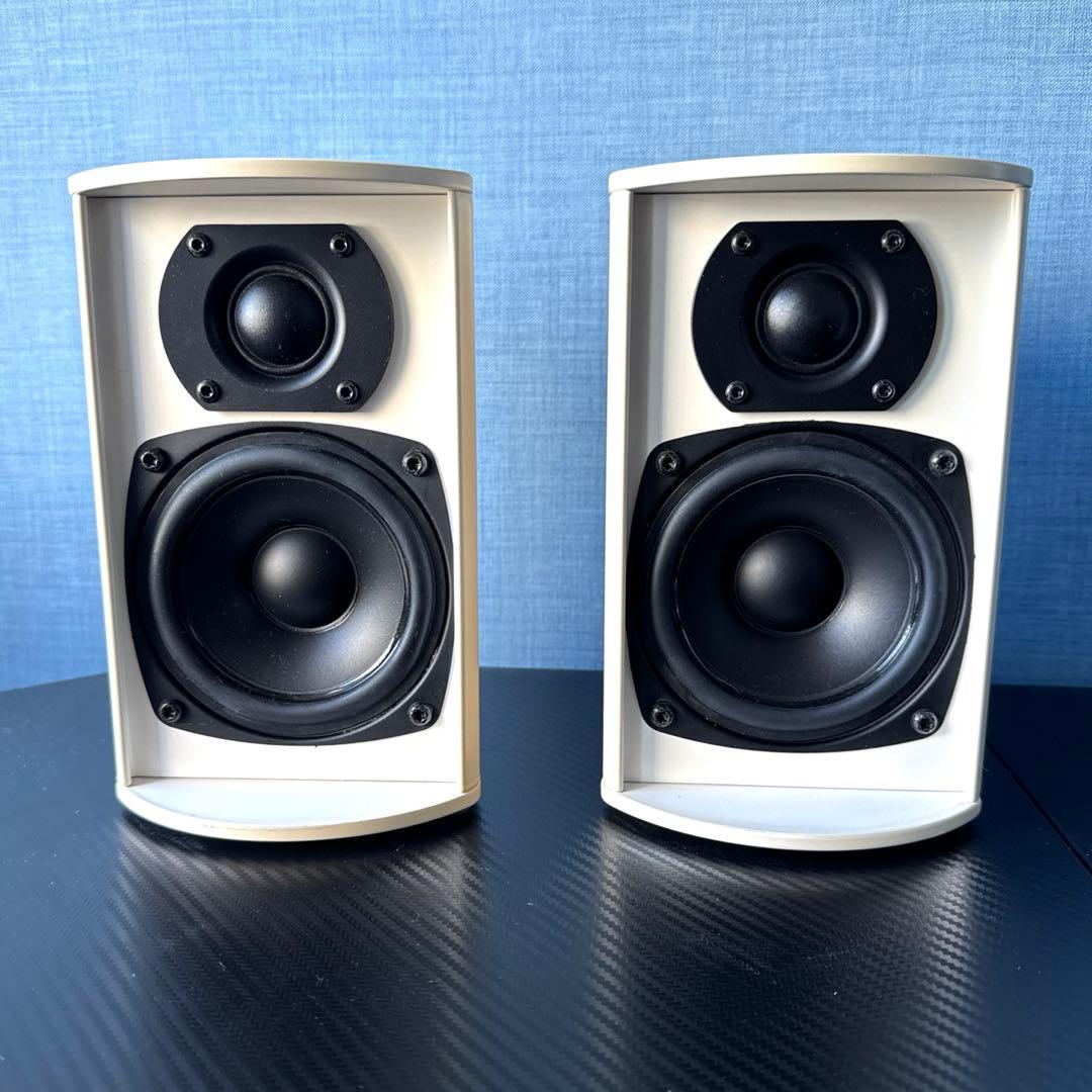 PIEGA TMicro 3 スピーカー　白