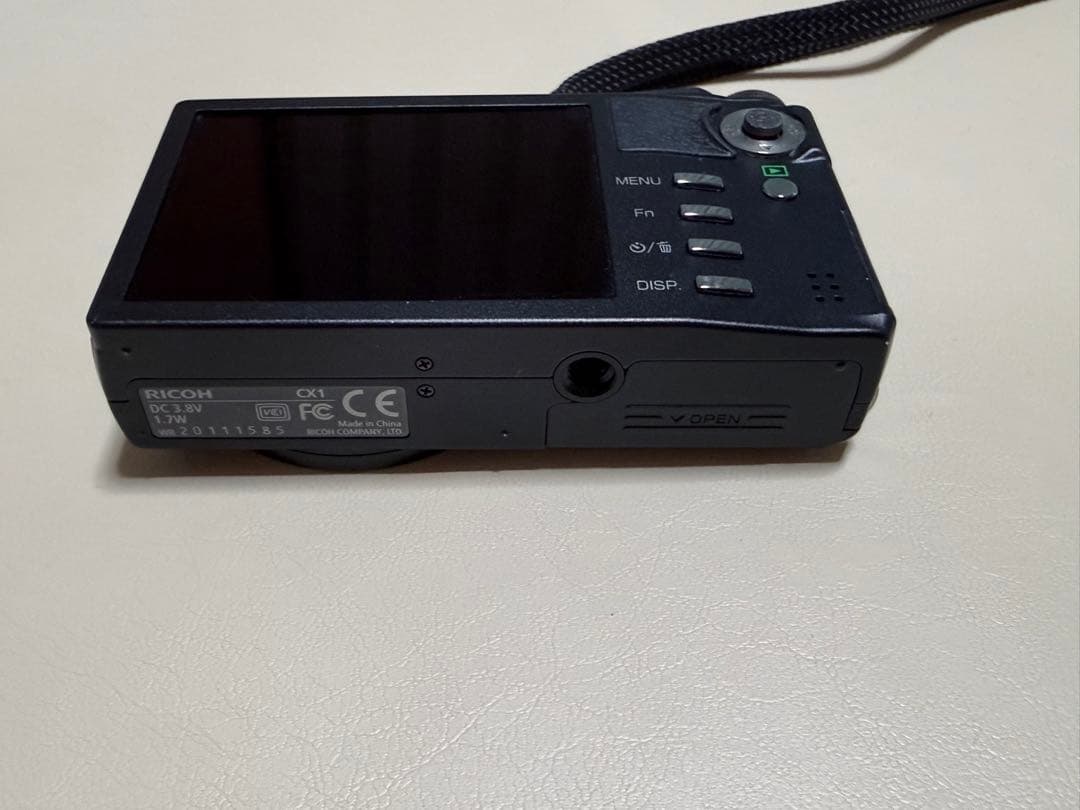 RICOH CX1 コンパクトデジタルカメラ　デジカメ