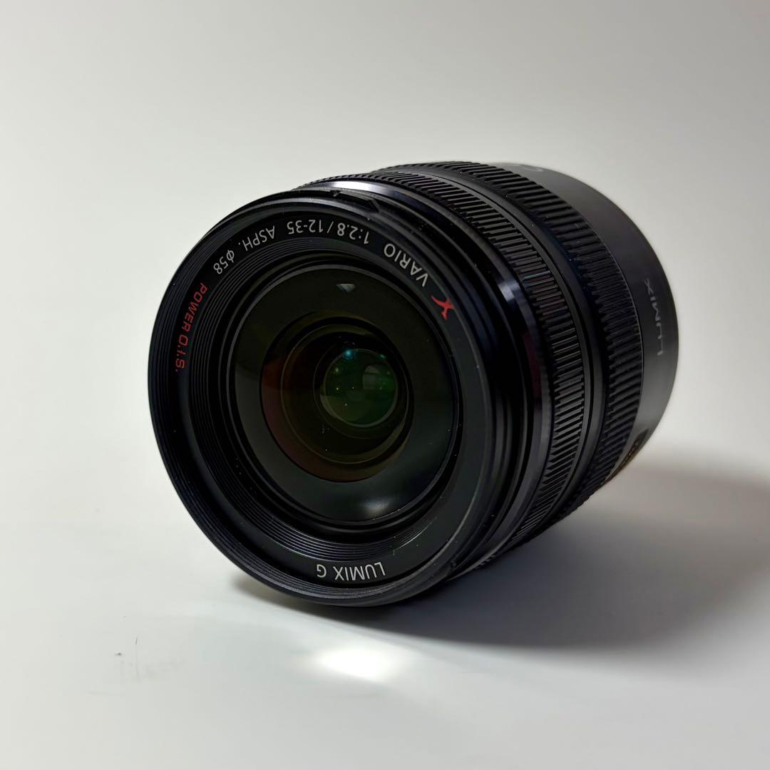 Lumix G 12-35mm f/2.8 ズームレンズ