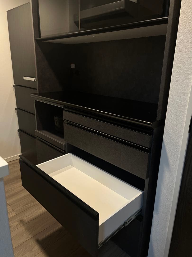 チョコレートたべたい　ブラックセラミック調 キッチンボード120