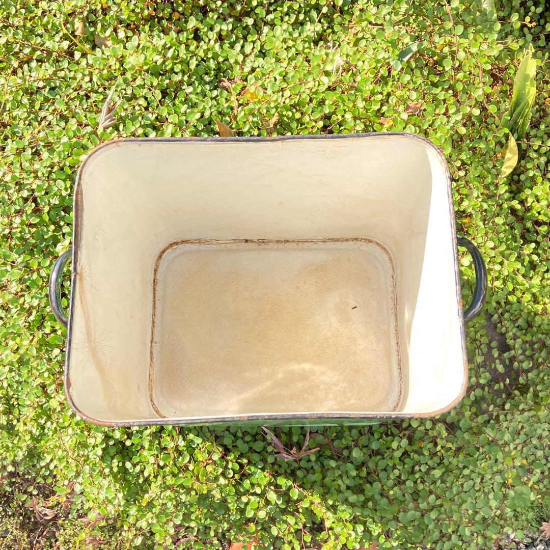 希少✧イギリスアンティーク　かわいいミントグリーンBREADホウロウ缶˚✧₊⁎✧