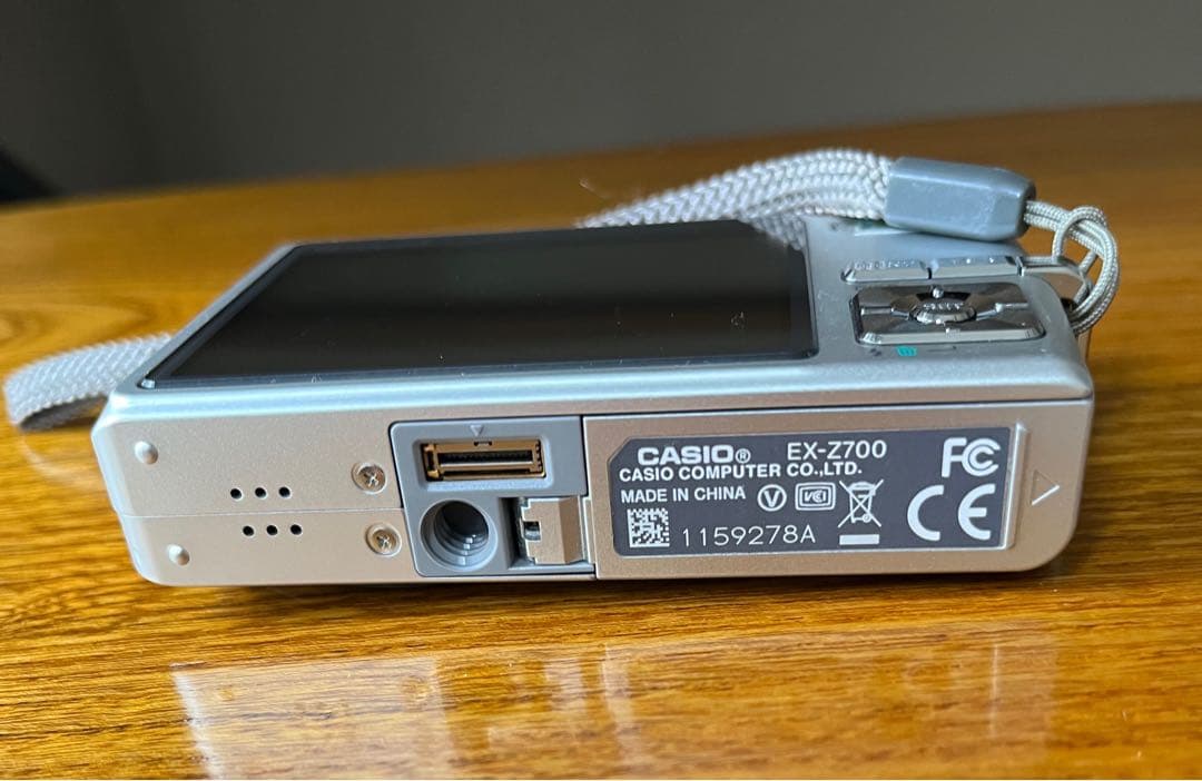 CASIO カシオ 動作確認済みEXILIM EX-Z700 デジカメ 画像追加