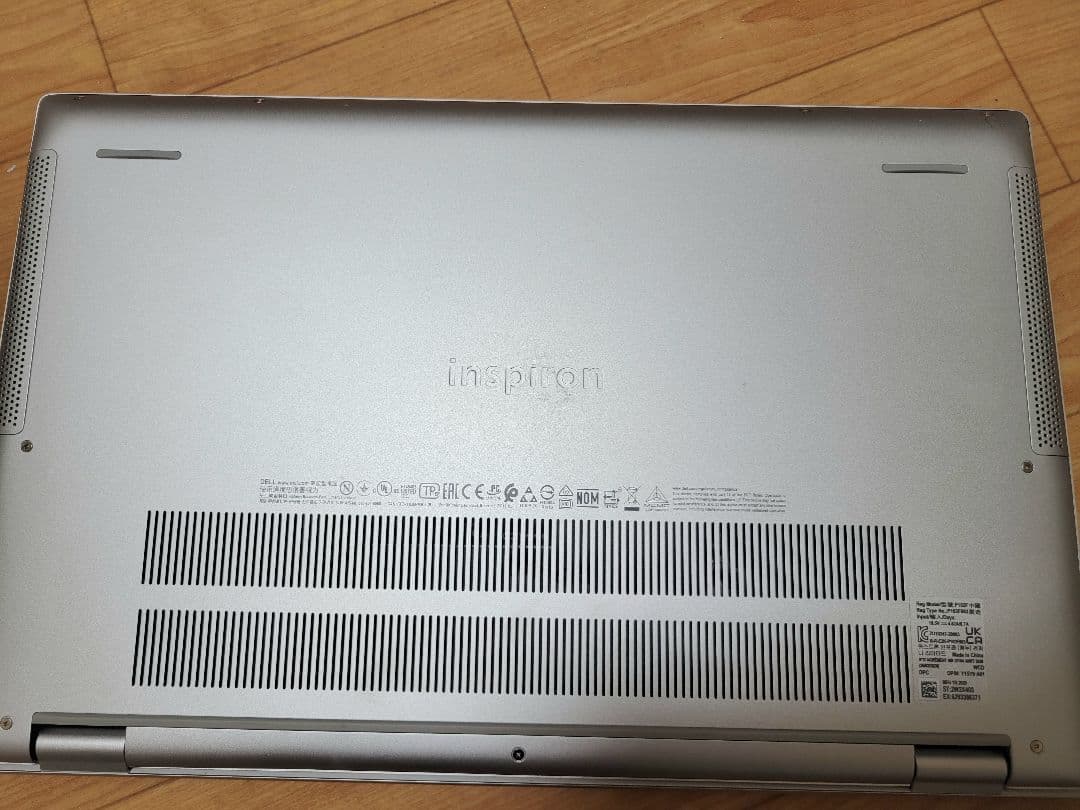 Windowsノート本体 Dell Insprion7501
