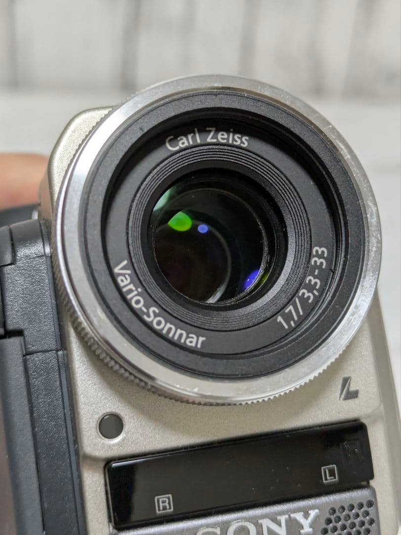 ③ SONY　DCR-TRV10　MiniDVテープ対応