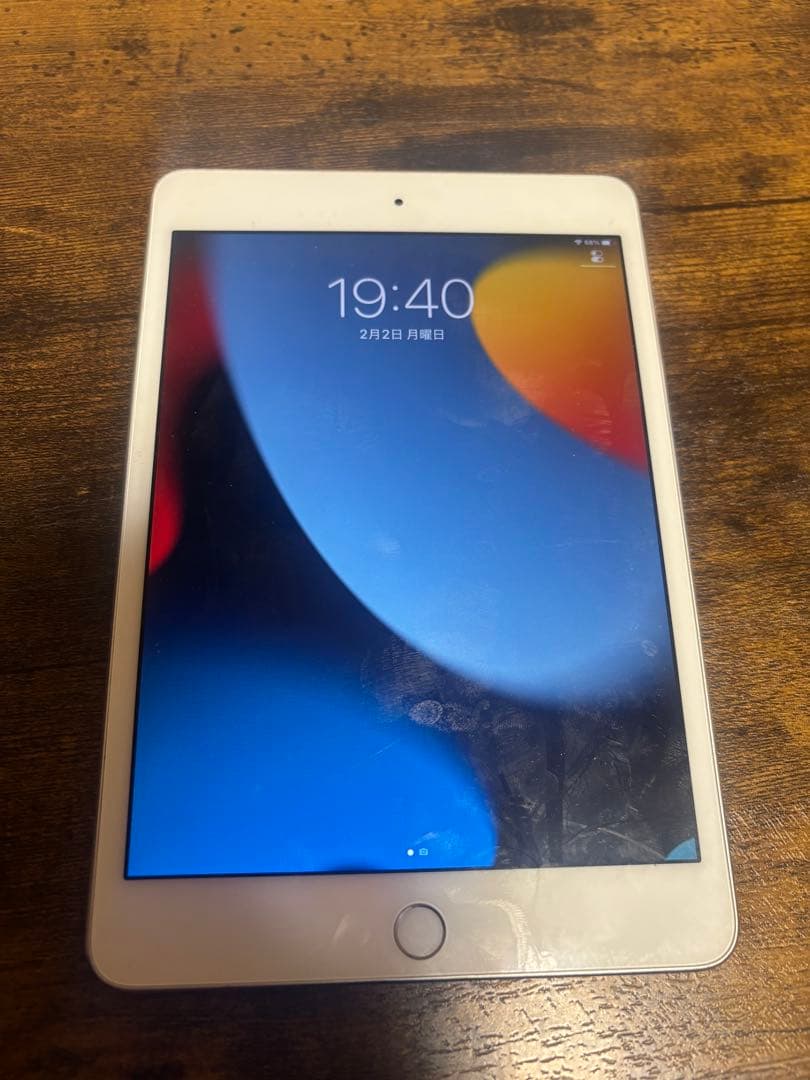 iPad本体 iPad mini 4Apple