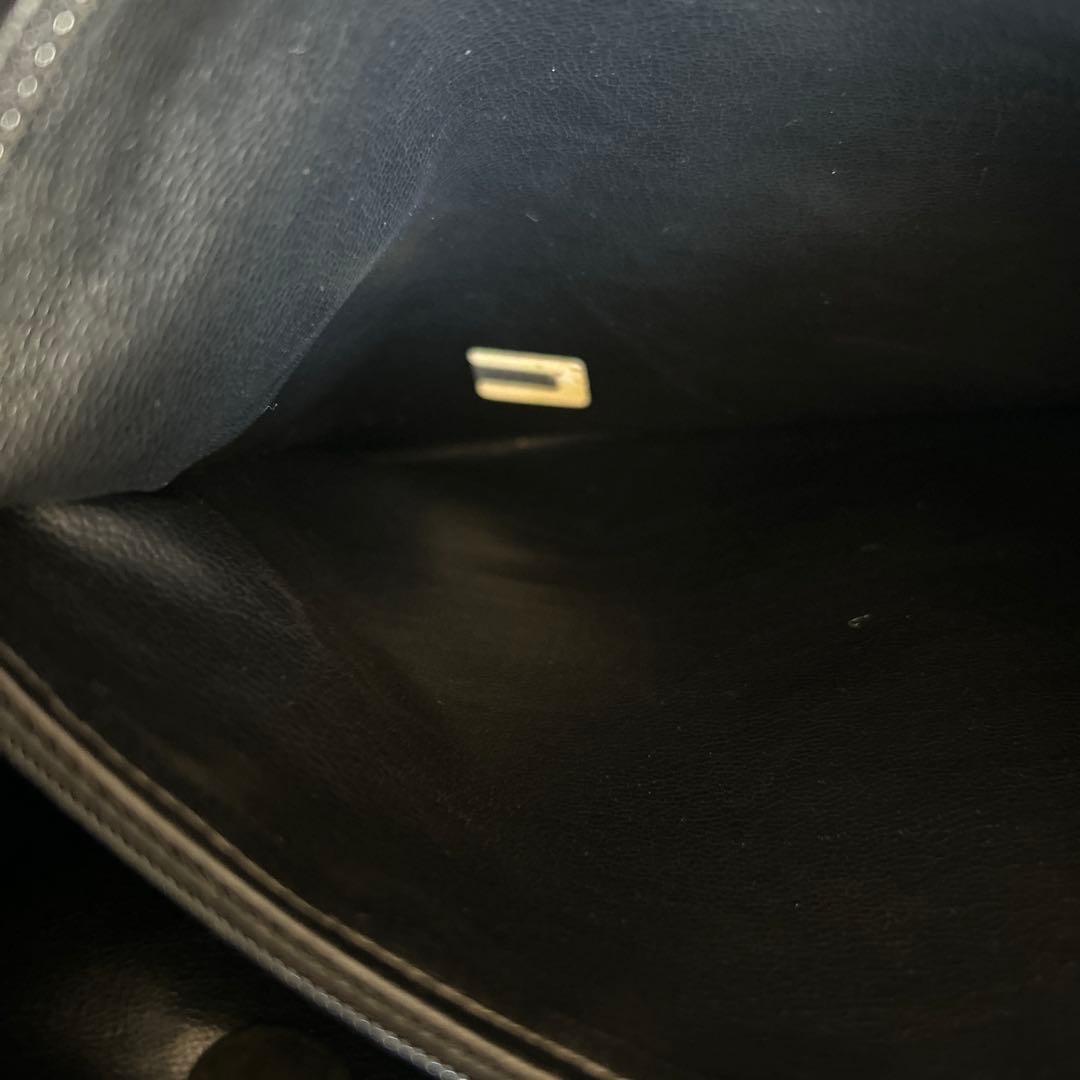 CHANEL 黒 レザー バッグ CCロゴ