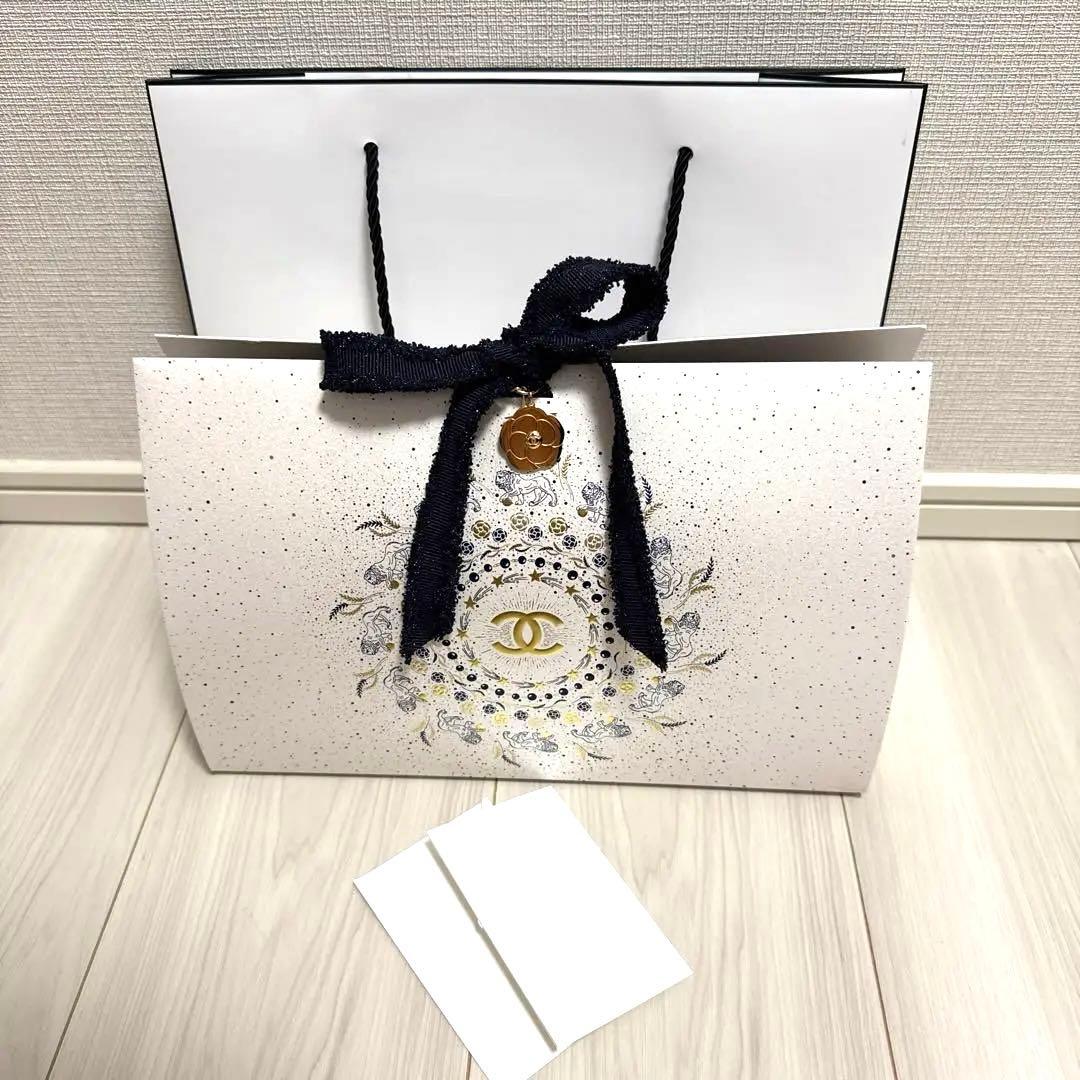 シャネル 2025 リップアンドネイルケア 有料ラッピング済/ショッパー付