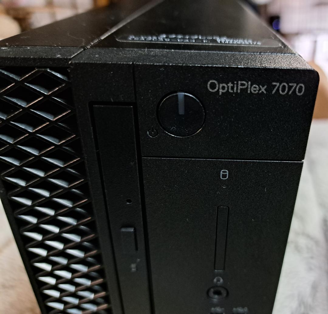 DELL OptiPlex7070 i7ー9700 Windows１１ 作動品