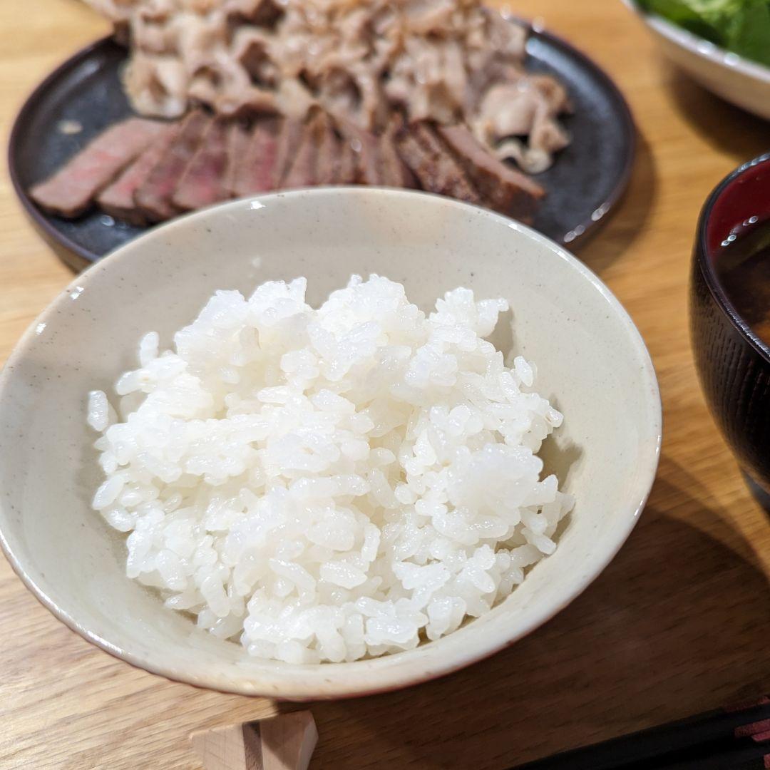 R7年富山県産コシヒカリ白米4.5kg×4袋✳️関東、東海、信越、関西地域限定