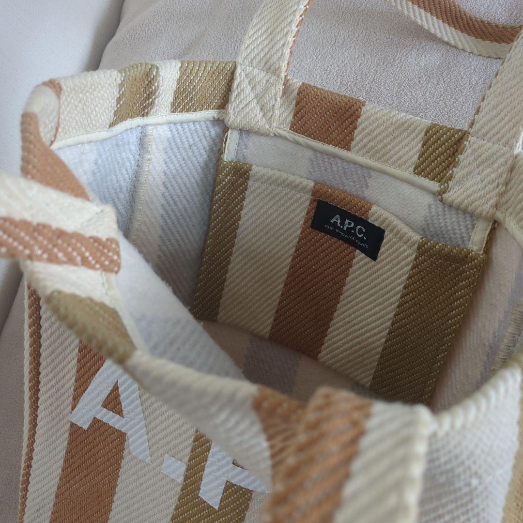 A.P.C. ストライプ トートバッグ