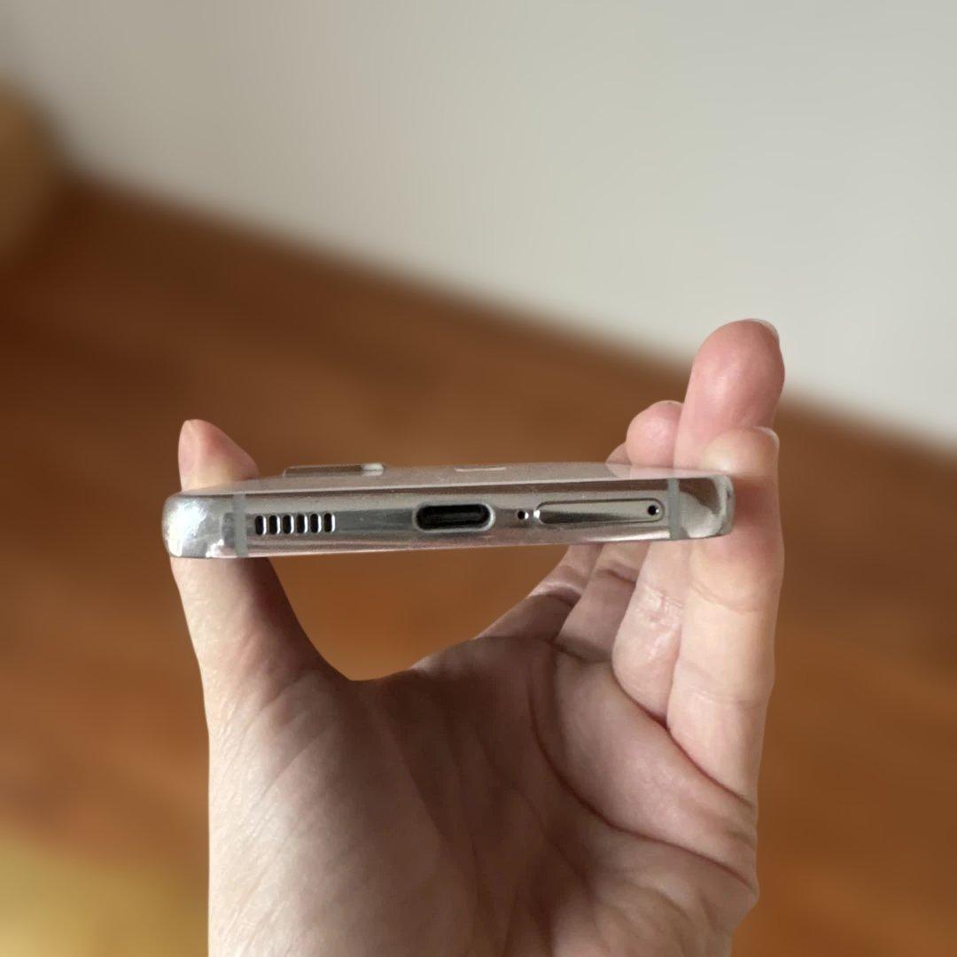 美品！Samsung Galaxy S22 SIMフリー スマホ 256GB