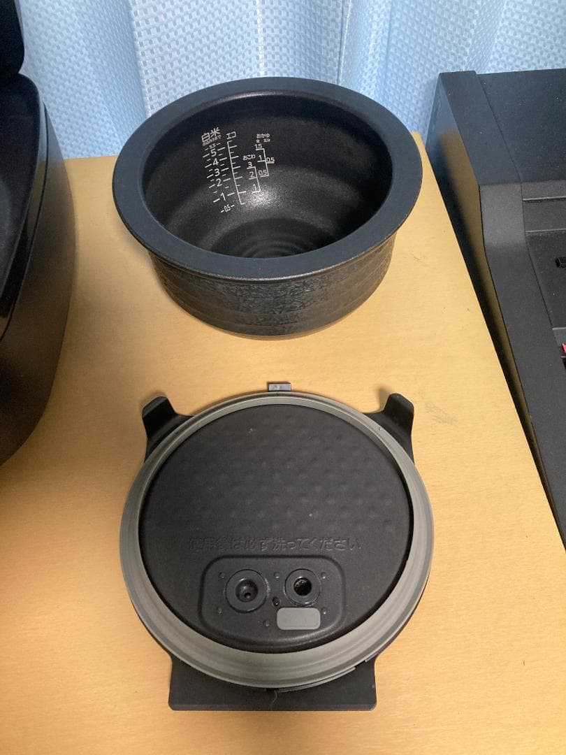 ★美品★2022年製 タイガー JPH-J100 圧力IH炊飯器 5.5合炊き