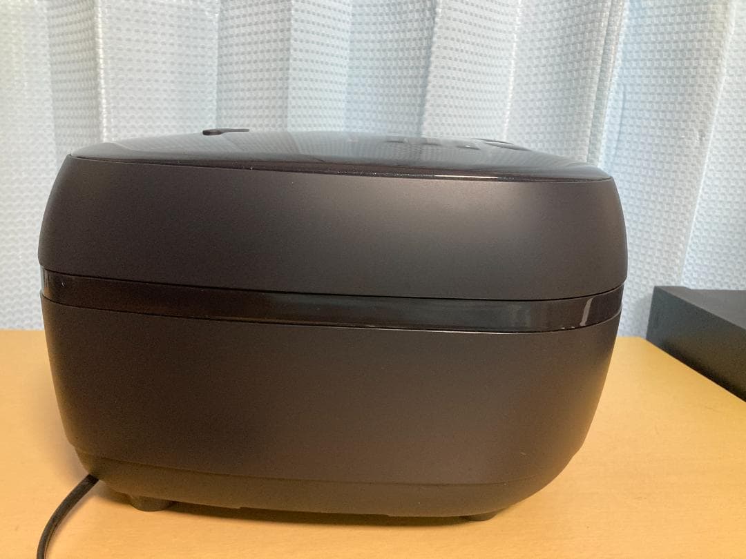 ★美品★2022年製 タイガー JPH-J100 圧力IH炊飯器 5.5合炊き