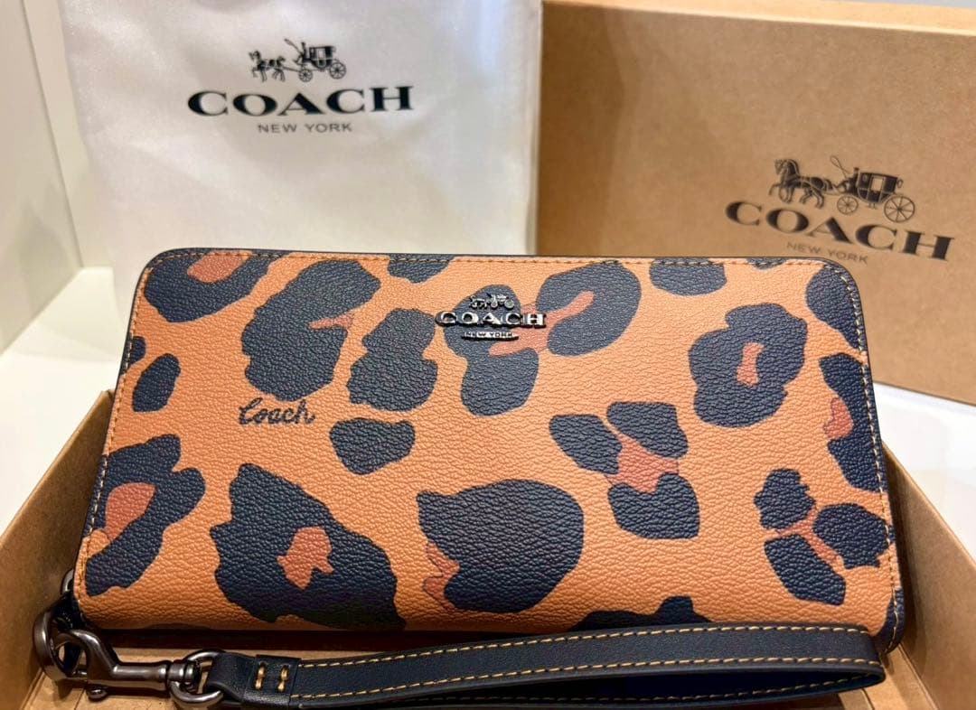 COACH レオパード　長財布　cc865