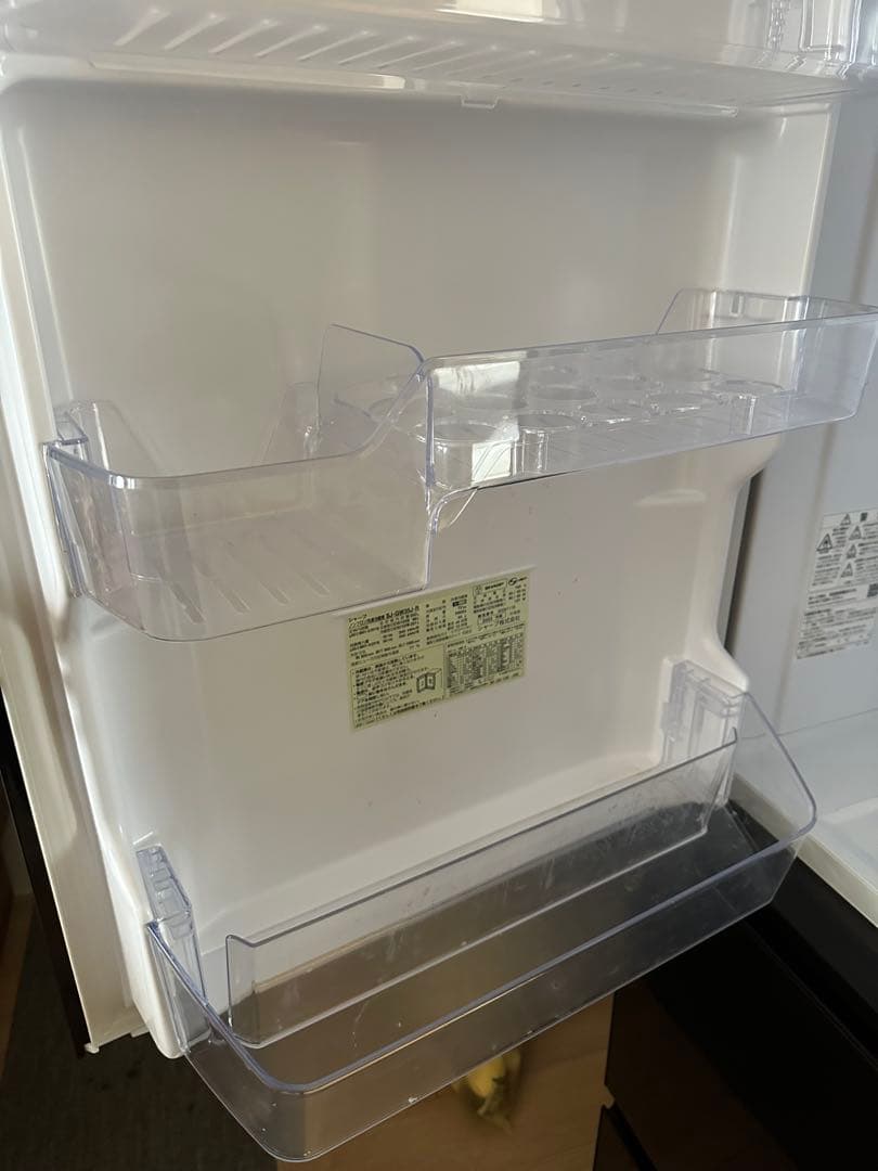 ヒ*ロ様 SHARP 3ドア冷蔵庫 レッド SJ-GW35J-R 2023年製
