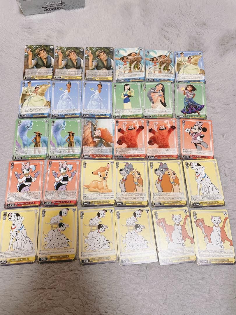 ディズニー　ヴァイスシュヴァルツ 100 周年　まとめ売り140枚ラメ入りカード