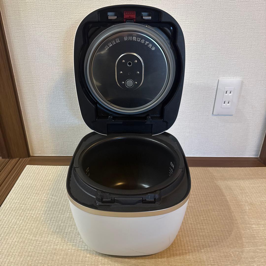 【３回のみ使用】タイガー　炊飯器　JRI-G180 1升炊 ホワイト　ご泡火炊き