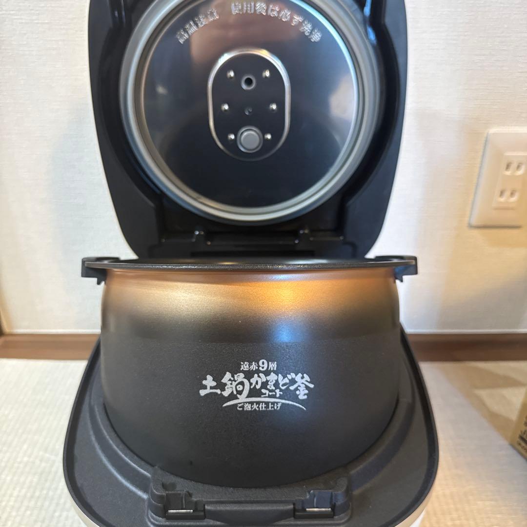 【３回のみ使用】タイガー　炊飯器　JRI-G180 1升炊 ホワイト　ご泡火炊き