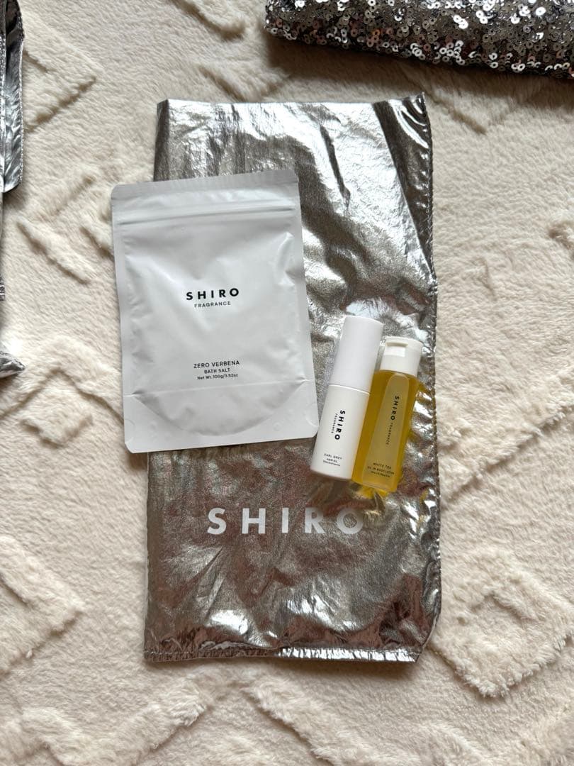 SHIROアドベントカレンダー2024 NAVY会員限定品付き /新品未使用