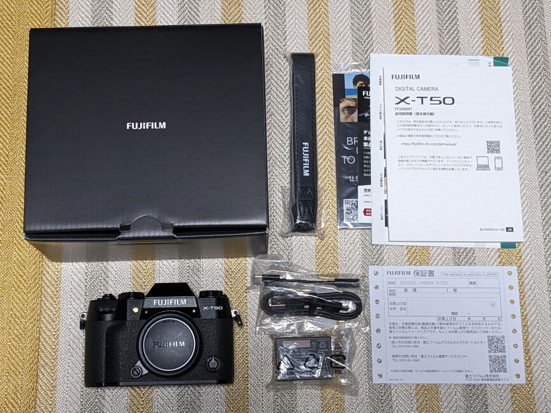 ★美品★FUJIFILM X-T50 ボディ ブラック ショット数 2279回