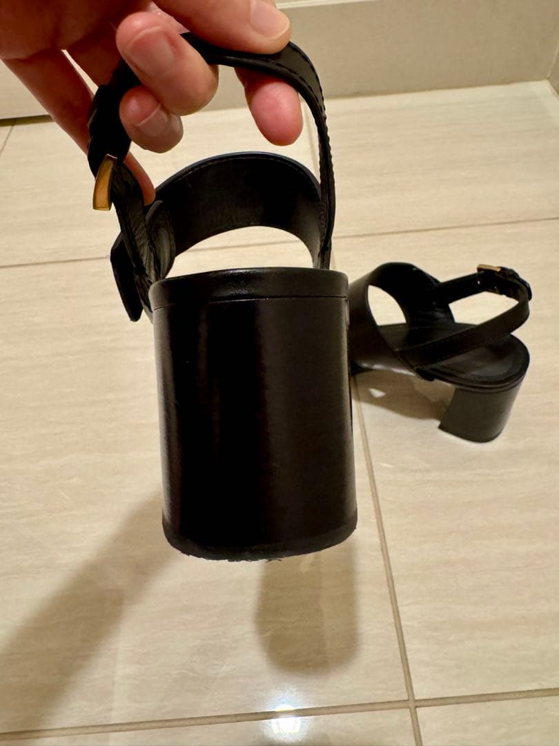 PRADA ブラック ヒールサンダル 37.5 / 24cm