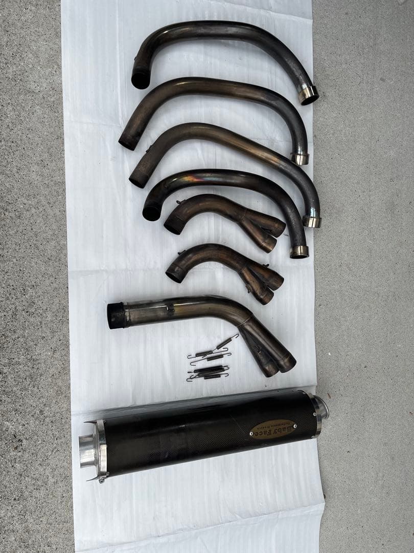 zzr1100D用マフラー　ベビーフェイスエキパイ（サイレンサーはサービス）