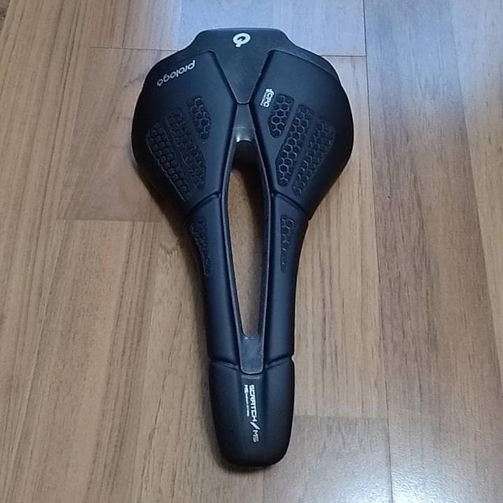 プロロゴ サドル PROLOGO SCRATCH M5 PAS CPC NACK