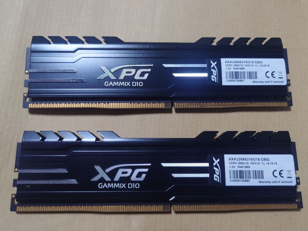 XPG GAMMIX D10 32GB (16GB×2枚) DDR4メモリ