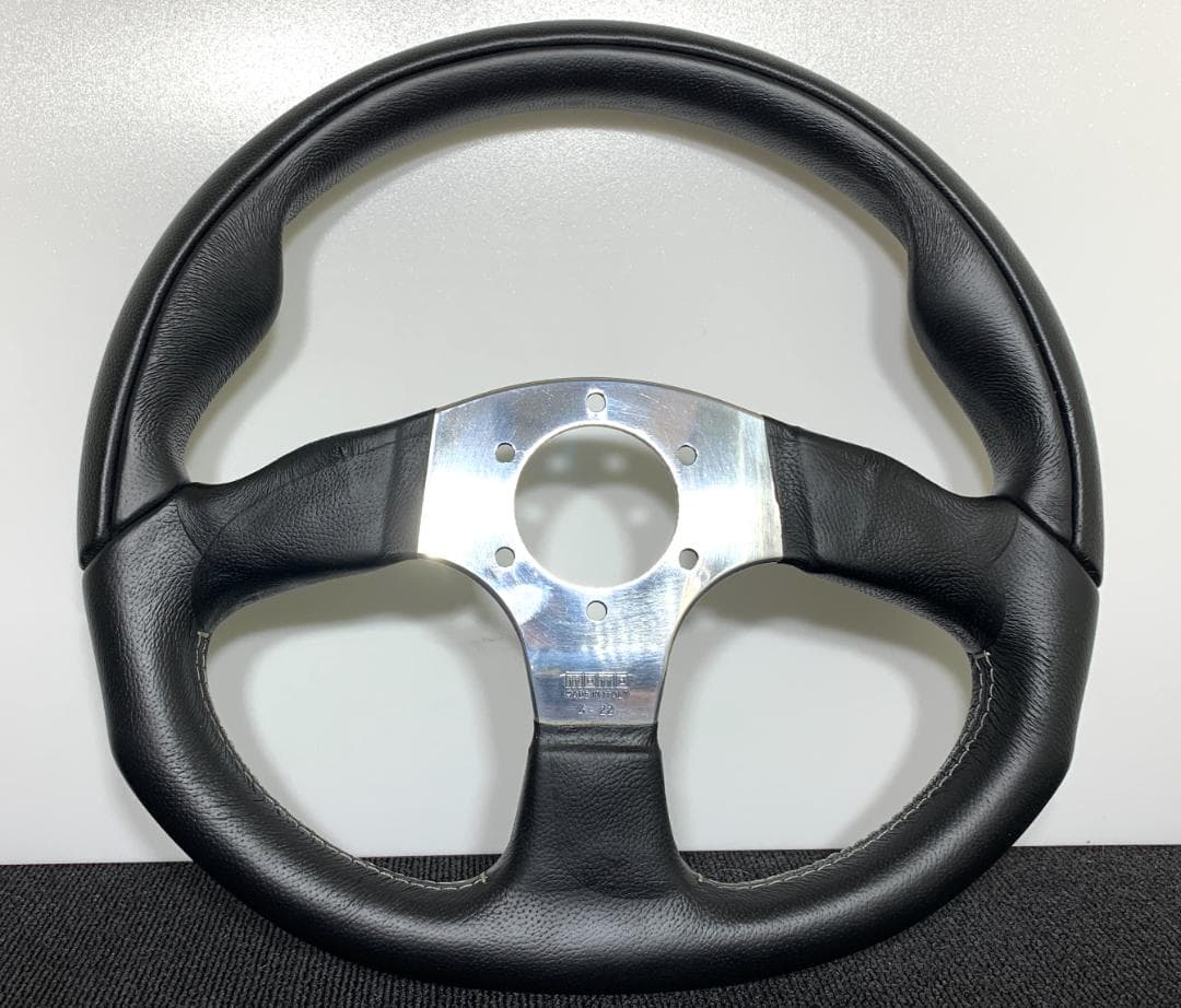 モモ コマンド2R レザー ステアリング 350mm ホーンボタン付き 美品