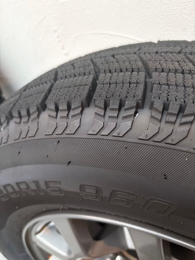 ジムニーシエラ　スタッドレスタイヤNANKANG AW-1 195/80R15