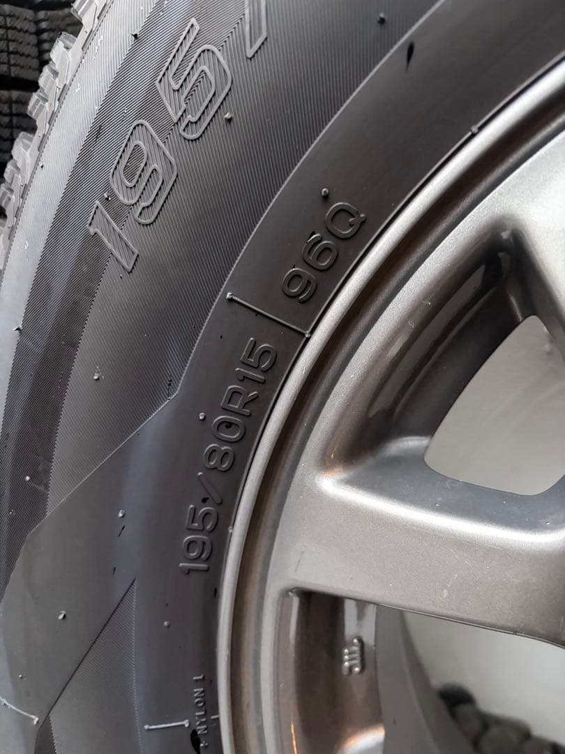ジムニーシエラ　スタッドレスタイヤNANKANG AW-1 195/80R15