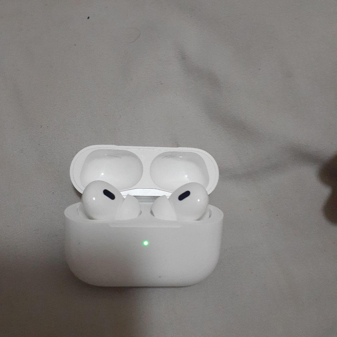AirPods (第2世代) ホワイト