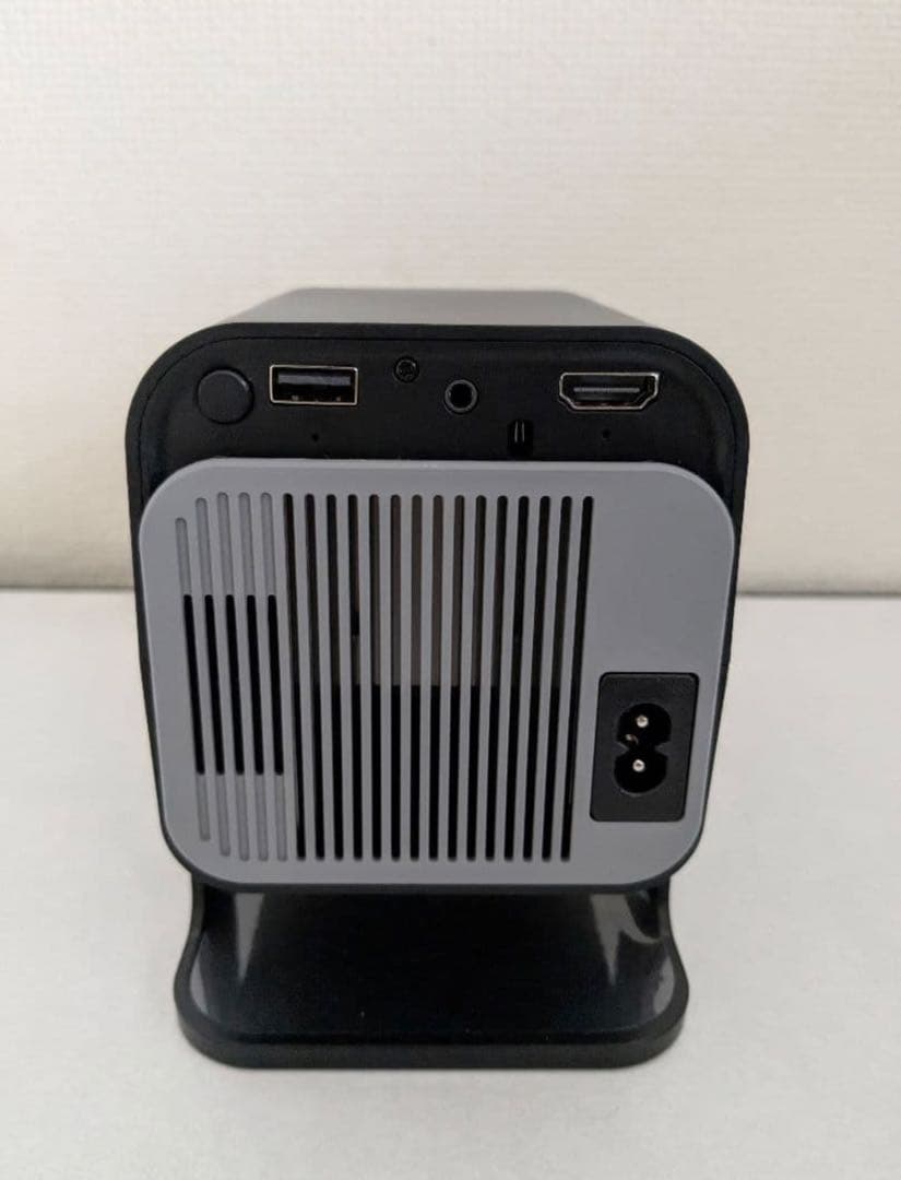 MAGCUBIC ULTRA HD 4K HY320プロジェクター本体