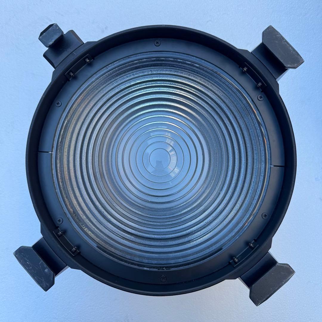 Aputure F10フレネルレンズ　アプチャー　Fresnel Lens