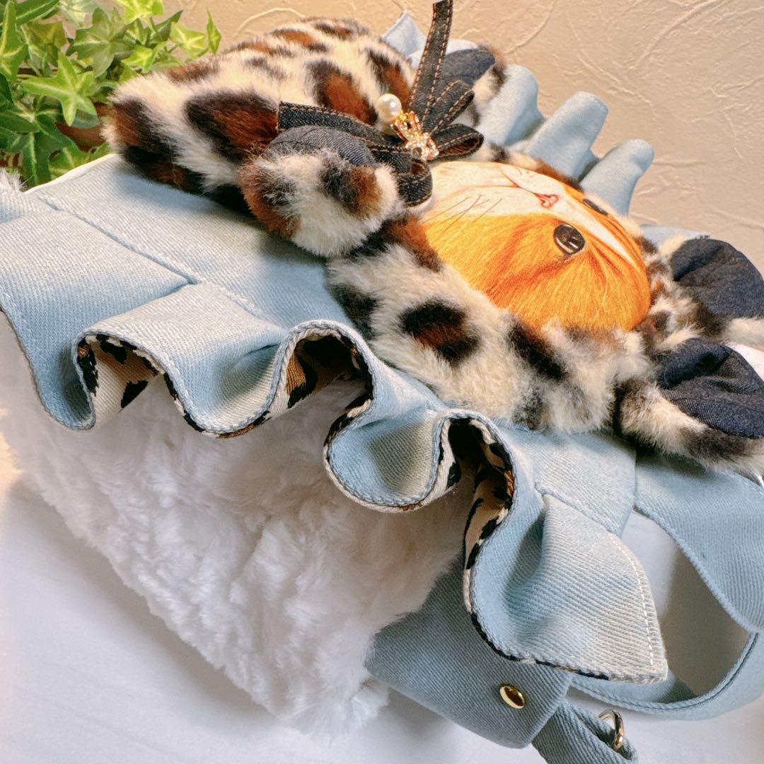 さ*ー様 コヤンイサムチョン♡bigハチワレにゃんこの着ぐるみデニムフリルトート