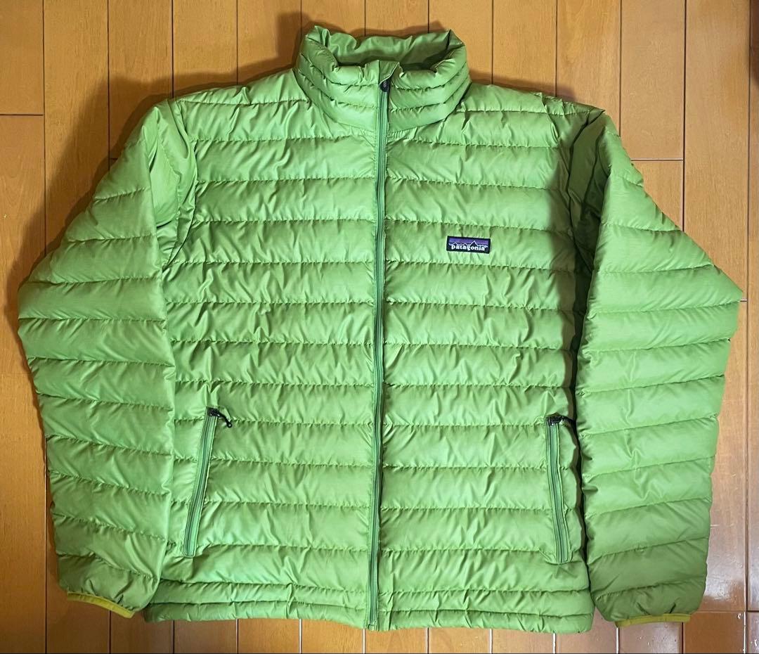 Patagonia ライトグリーン ダウンジャケット