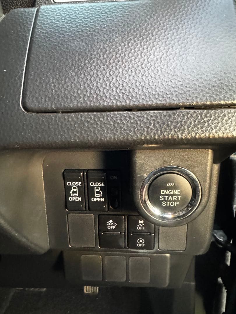 トヨタ　ルーミー　カスタムGS ／88250KM／車検2年付き