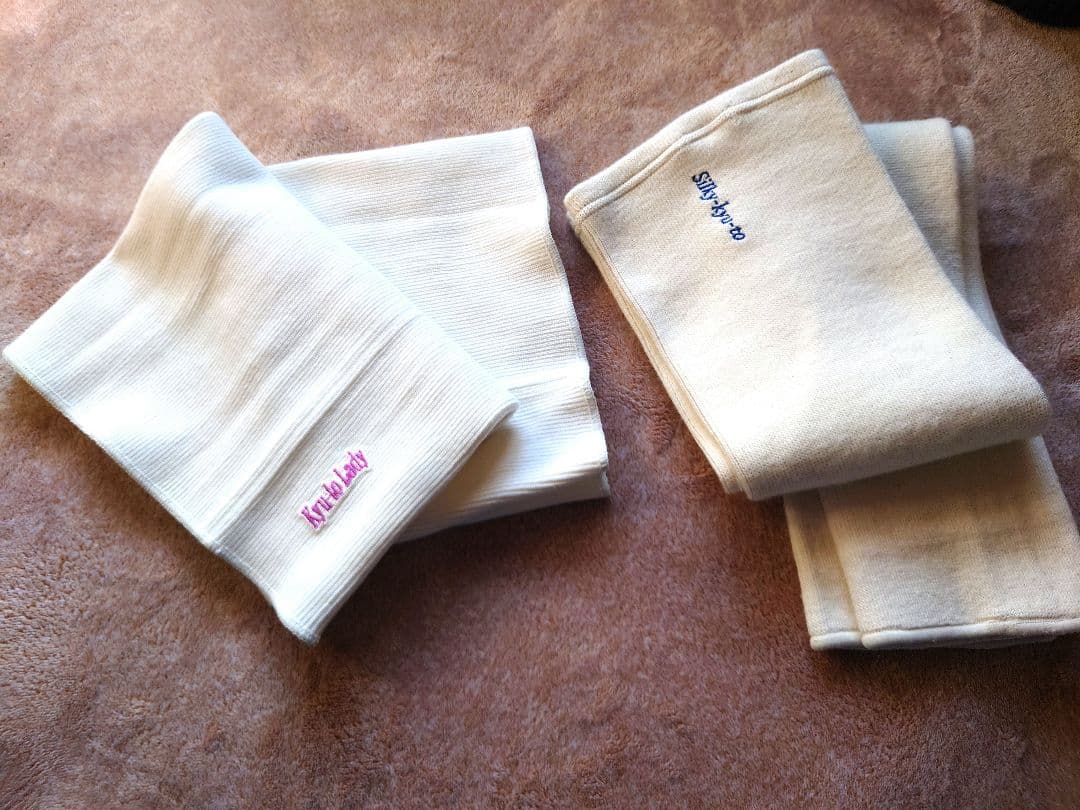 シルク入り　腹巻＆着圧ソックス