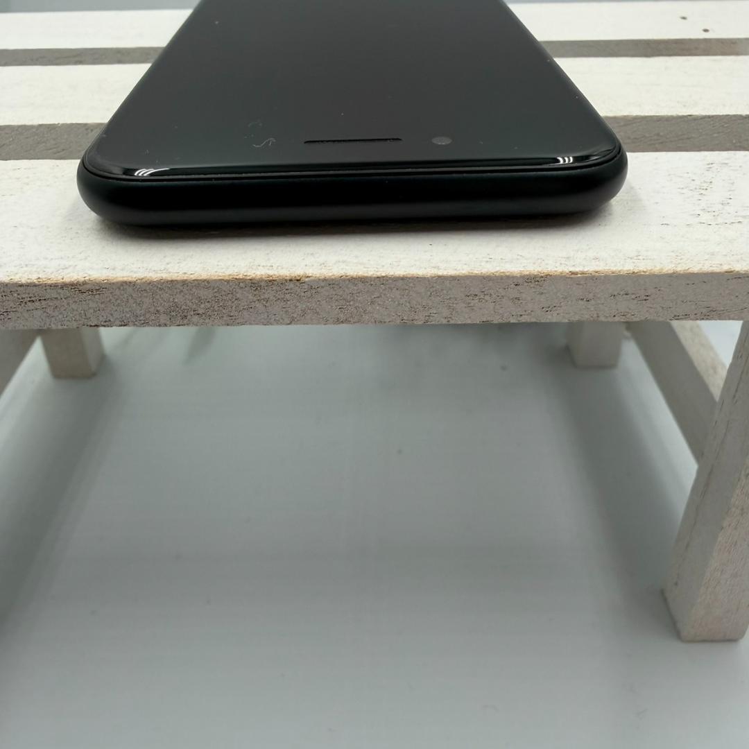iPhone SE第3世代 64GB ミッドナイト 369