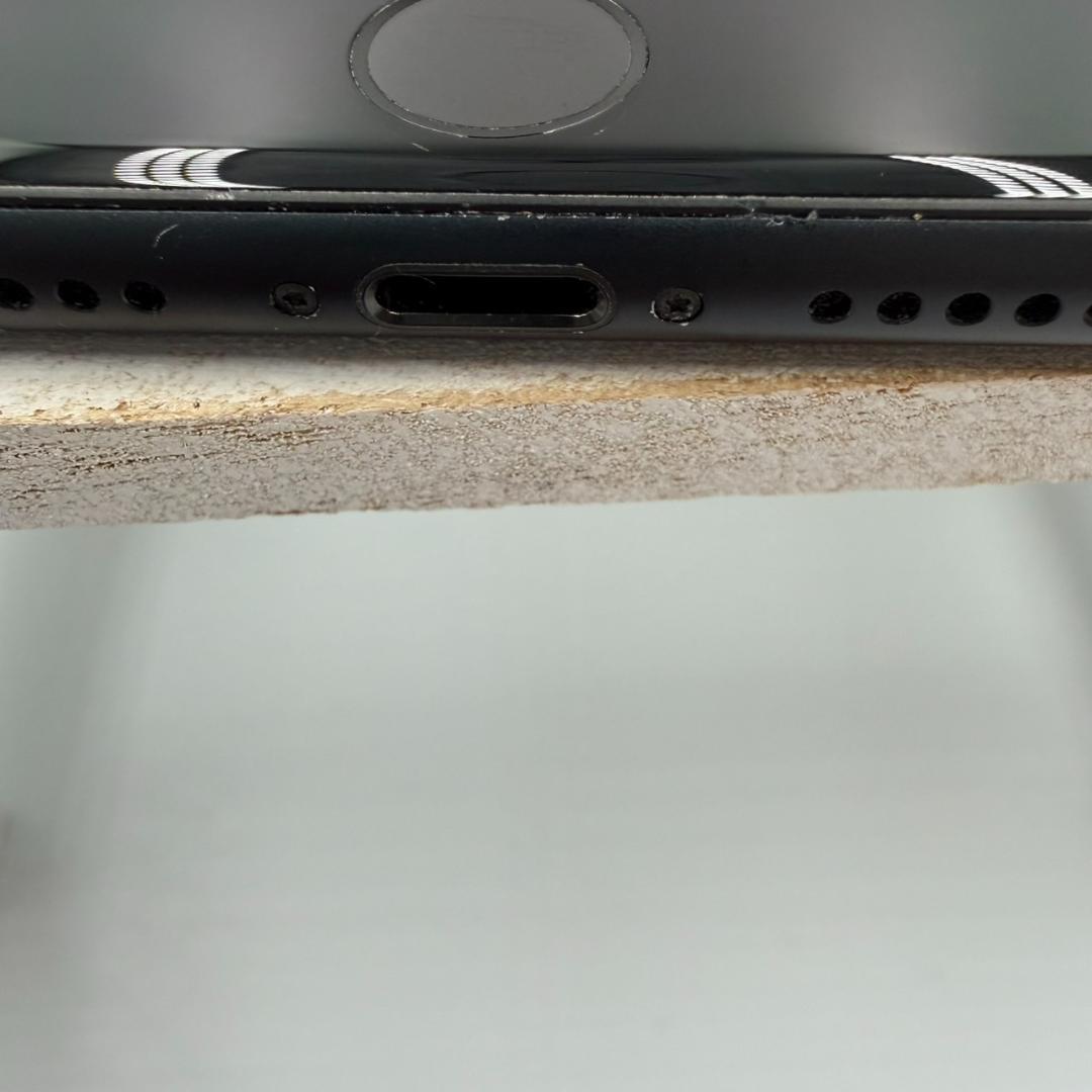iPhone SE第3世代 64GB ミッドナイト 369