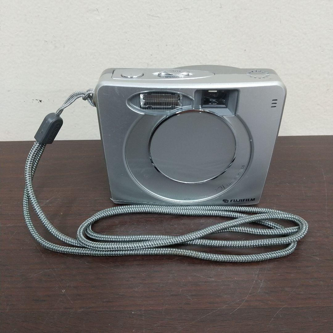 MA② FUJIFILM 富士フィルム デジタルカメラ FinePix30i