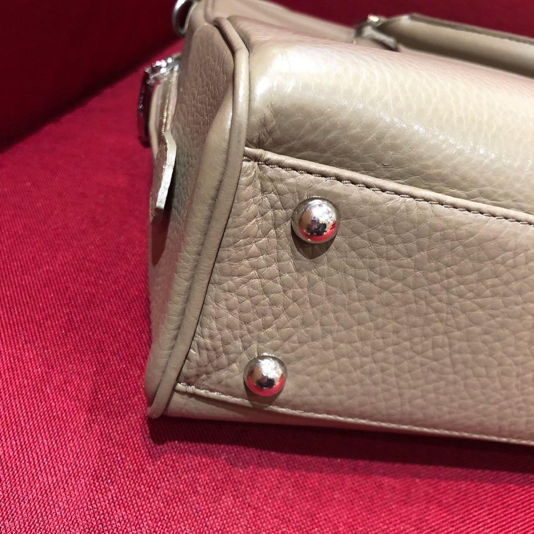 ペッレモルビダ　ビジネスバッグ