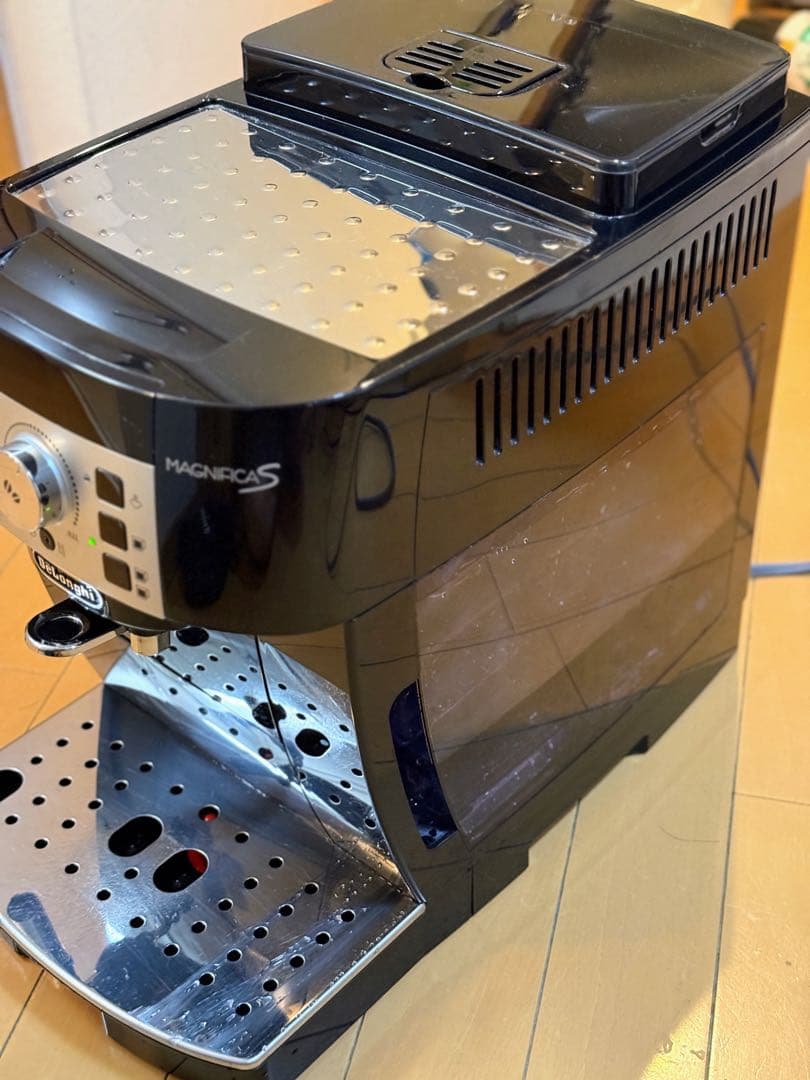 デロンギ　Magnifica S ECAM22112B 動作良好