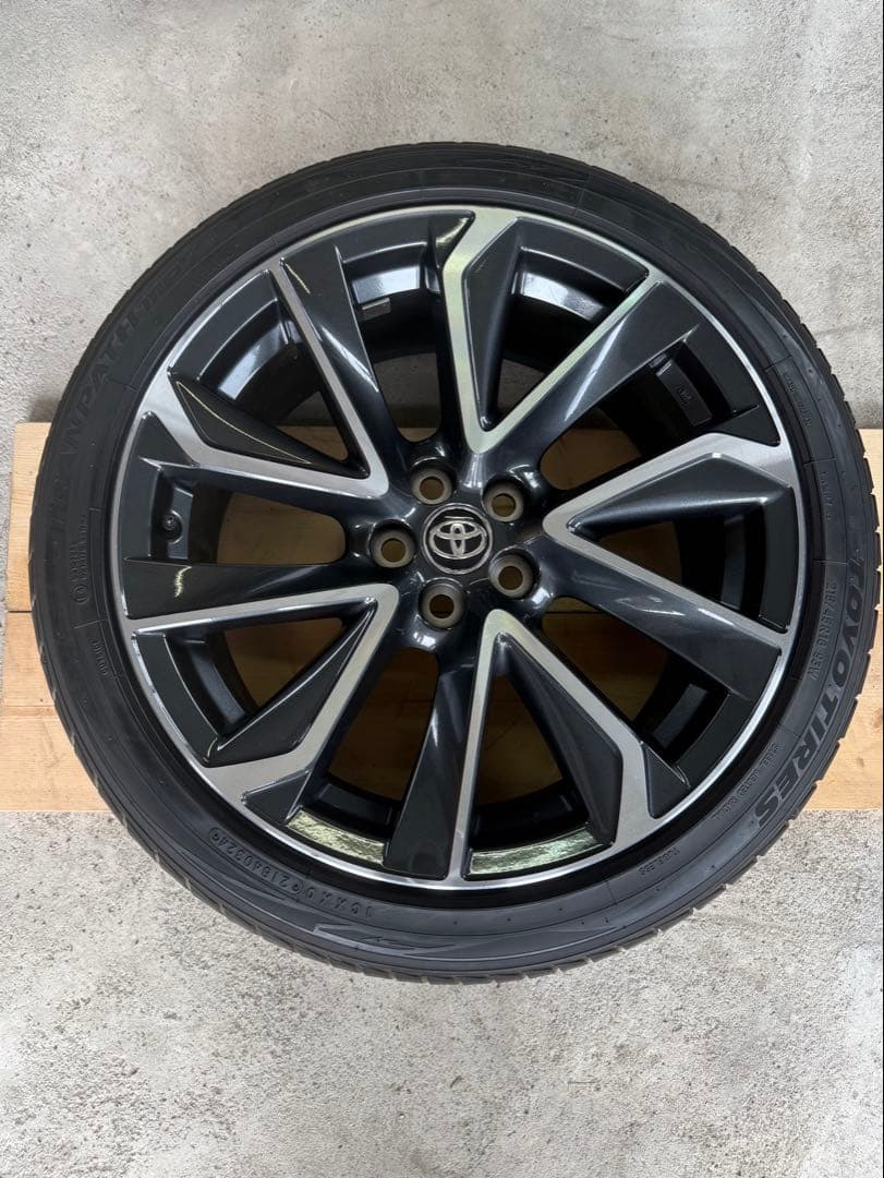 トヨタ カローラスポーツ 純正 18インチ タイヤホイールセット プリウス　86