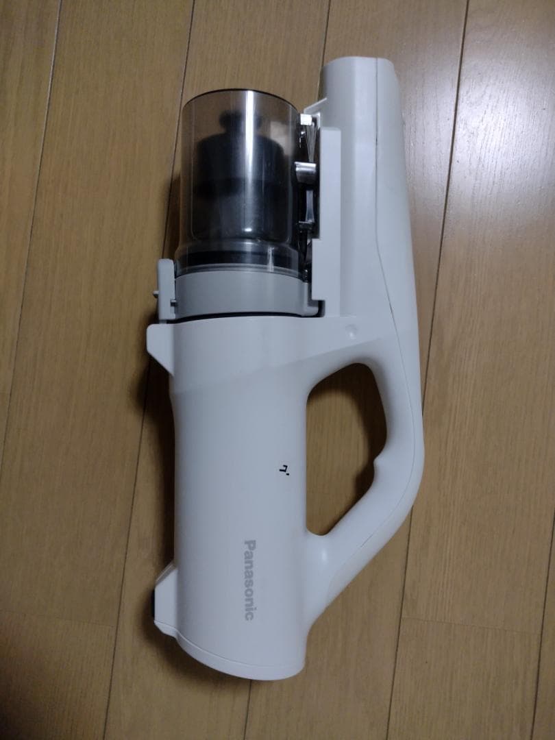 パナソニック★掃除機★MC-SB32J★2022年製★バッテリー新品と同等★9