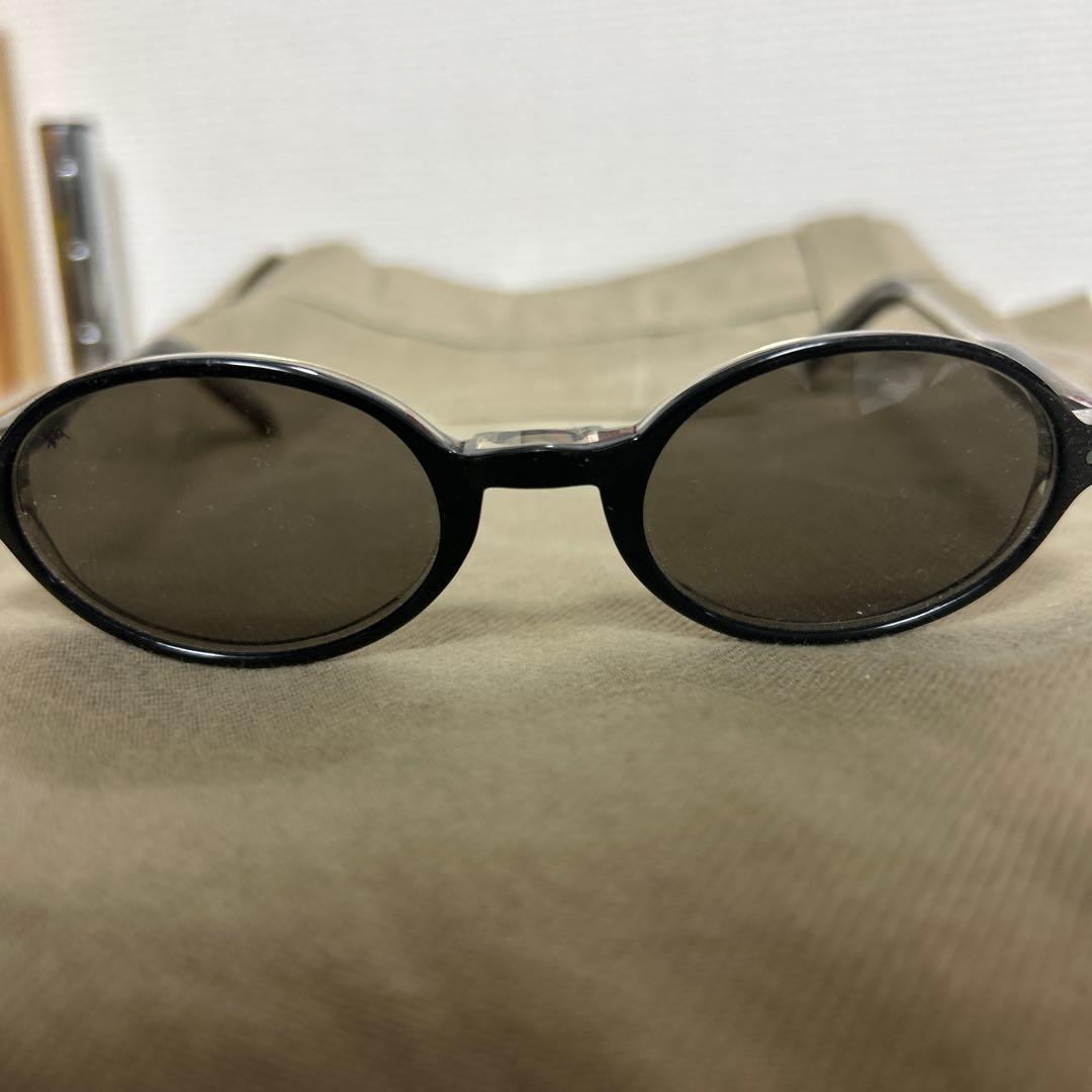 stussy オーバル型サングラス 黒